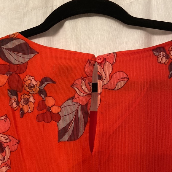 A new day dress, worn once! In great condition! - Picture 5 of 13